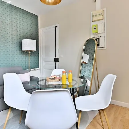 Appartamento Avec Mezzanine Au Centre De Parigi